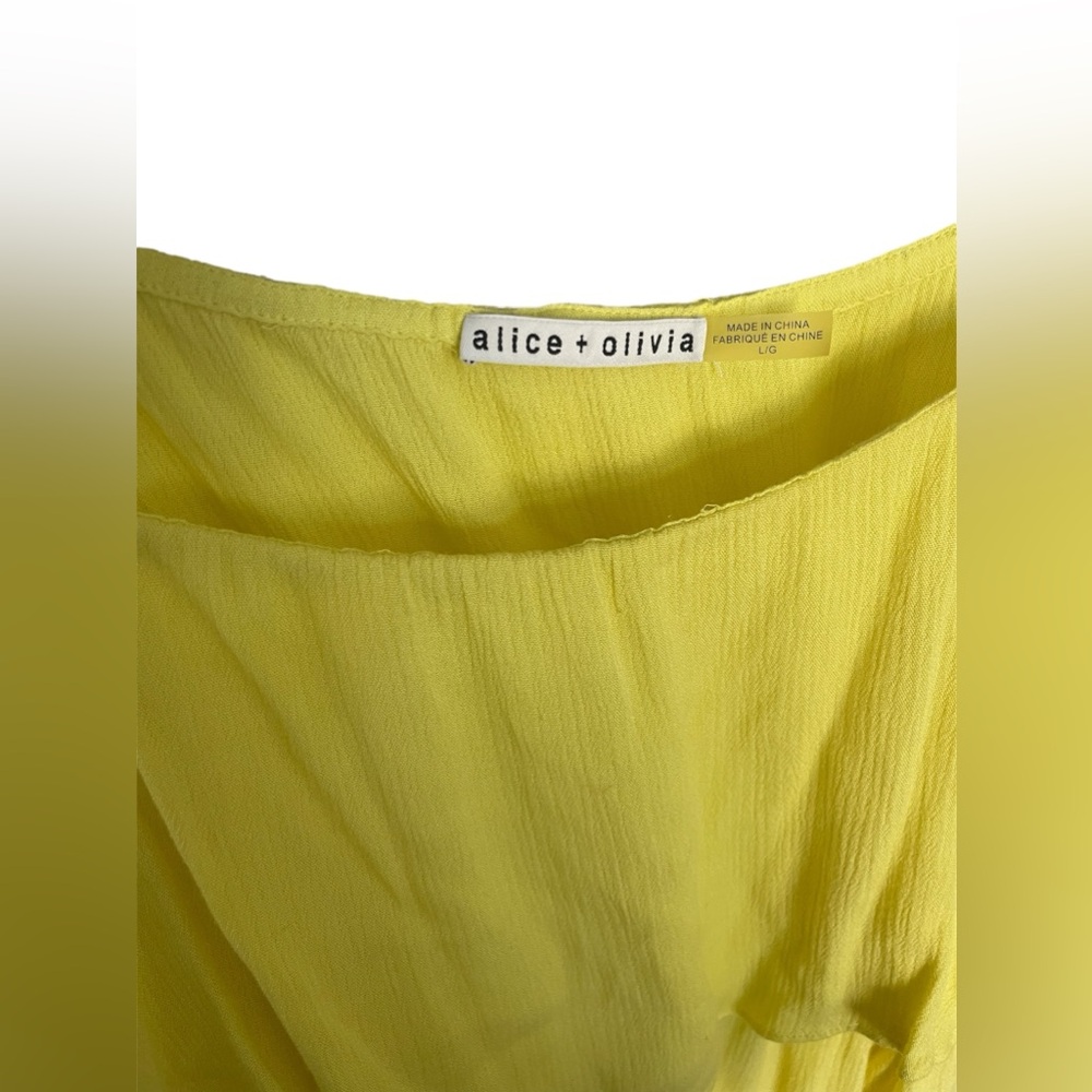 Alice + Olivia Yellow off shoulders summer vibe earthy cottagecore top - Picture 3 of 4